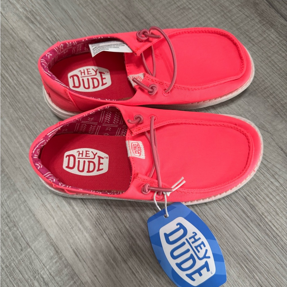 Hey Dude Coral Casual Shoes
